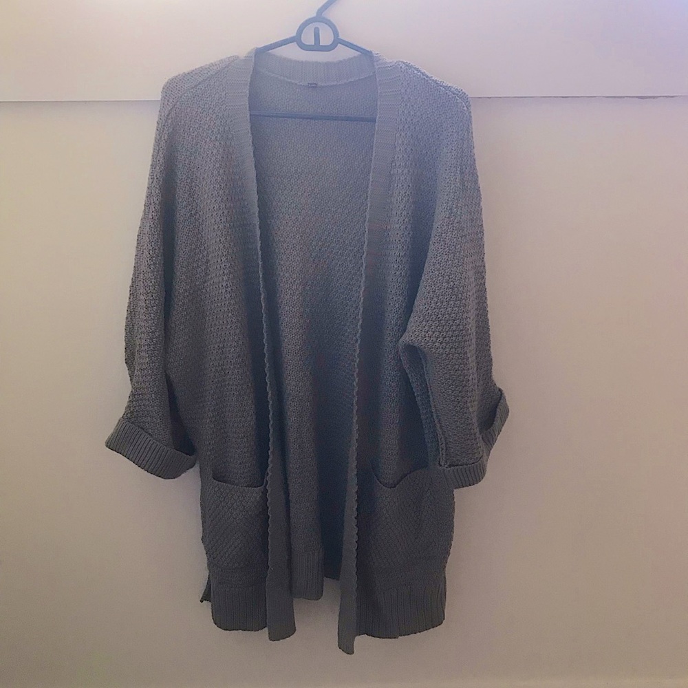 Gray knit Sweater / Duster L/XL